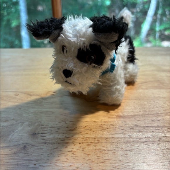 American Girl Melody’s Dog Bo with Embroidered Eyes - Picture 9 of 9